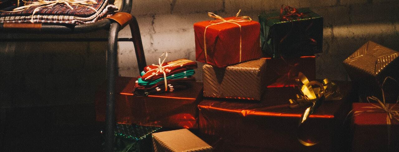 Eri mahdollisuuksia joulun rahoittamiseen – myy tavaroita, vietä säästöjoulu tai lainaa